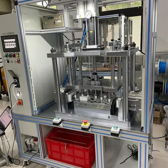 Airtightness testing of automotive parts